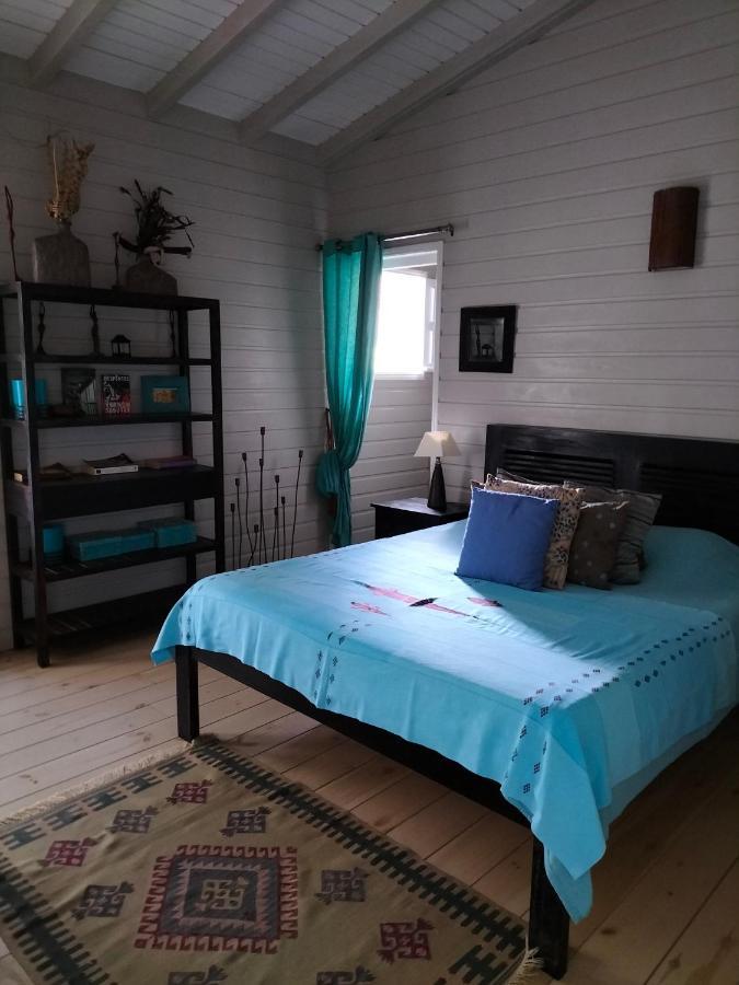 La Maison Bleue - Les Hauts De La Baie Terre-de-Bas Kültér fotó